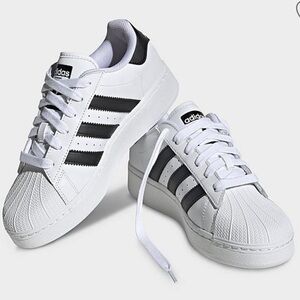 Adidas superstars